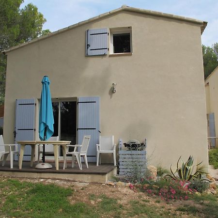 L'Oustau De Bigatie Bed & Breakfast Lambesc Dış mekan fotoğraf